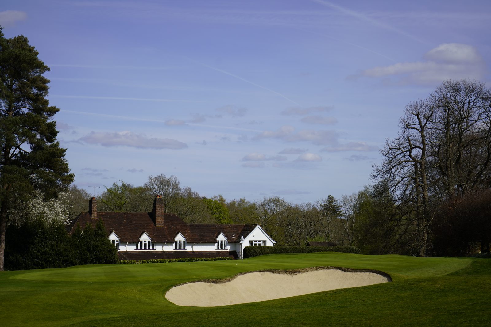 clubhouse and bunker